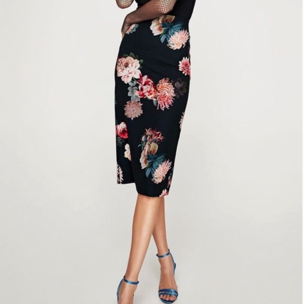 Zara Floral Midi Pencil Skirt